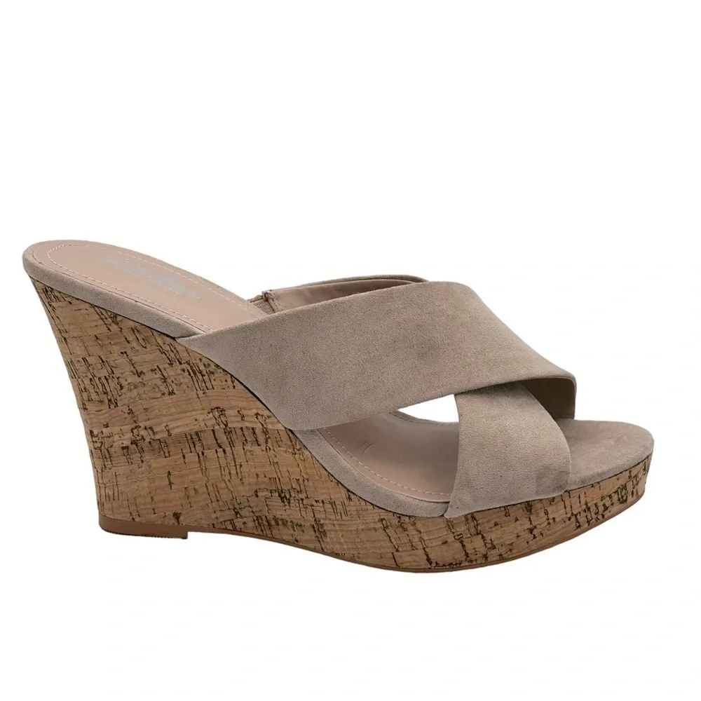 CHARLES by Charles David Latrice Nude Vegan Suede Cork Wedge Sandals Size‎ 10